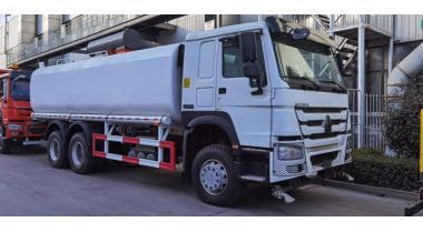 Sinotruk Howo Water Tanker Truck will be sent to Guinea