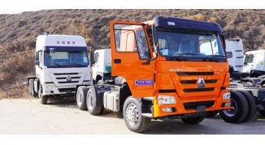 Sinotruk Howo 371 6x4 Tractor Truck is gonna ship to Guinea Kamsar