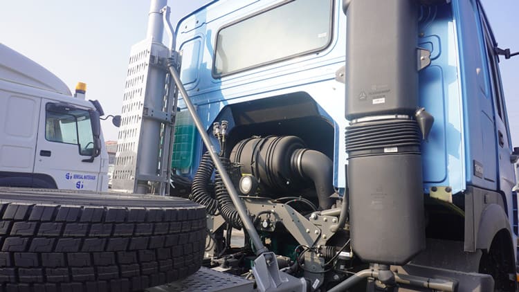 Howo 371 6×4 Truck Tractor is Ready for Guinea Customer