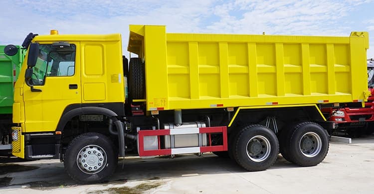 CNHTC Sinotruk Howo 371 6x4 Tipper Truck will be sent to Guinea