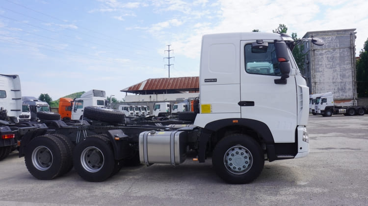 Sinotruk Howo A7 Tractor Head Truck Price for Sale in Ghana Accra