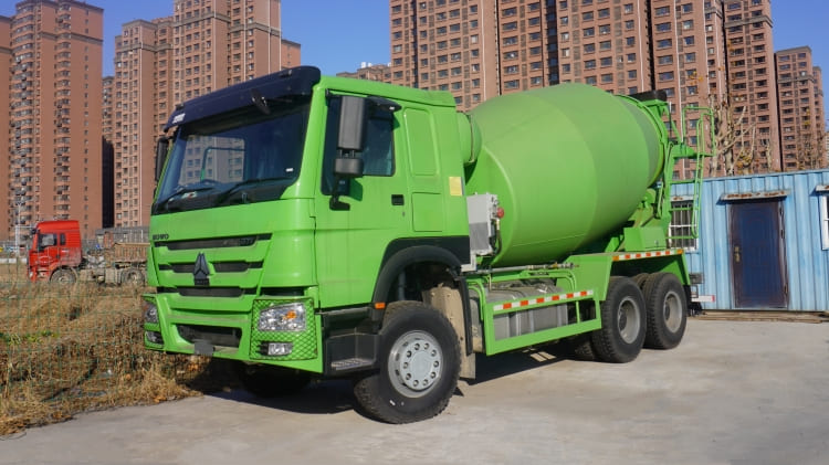 Howo 371 Concrete Mixer Trucks for Sale in Guinea GNBTY