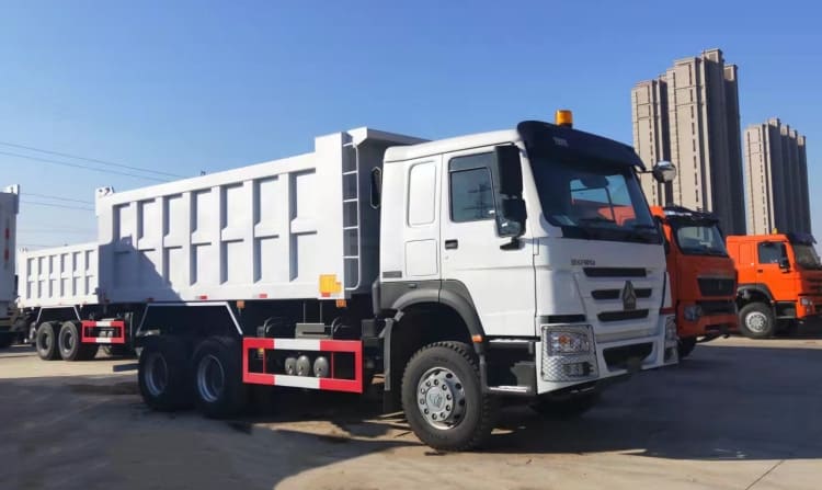 Sinotruk Howo Dump Truck 371 6x4 for sale in Guinea