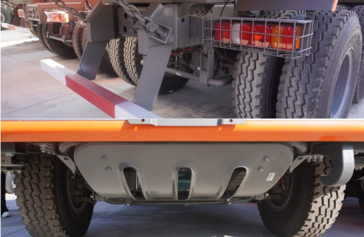 Sinotruk Howo A7 6x4 Tipper Truck for Sale in Guinea Conakry