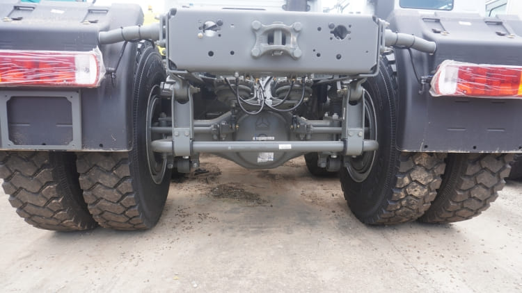 Howo Sinotruk Tractor Head Truck 420 for Sale in Guinea