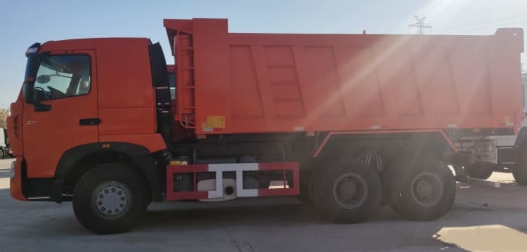 Sinotruk Howo 6x4 371 Dump Truck for Sale in Guinea GNBTY