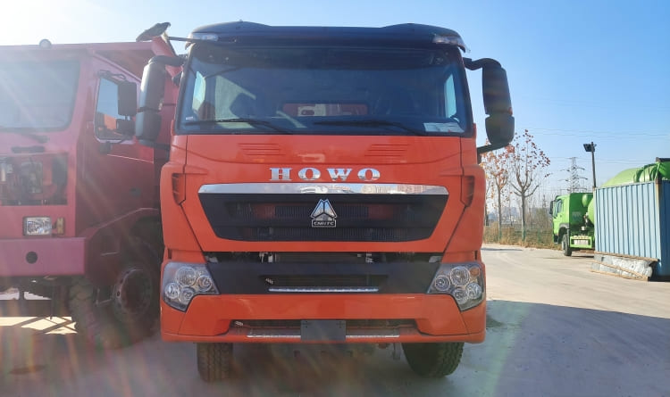 Sinotruk Howo 6x4 371 Dump Truck for Sale in Guinea GNBTY