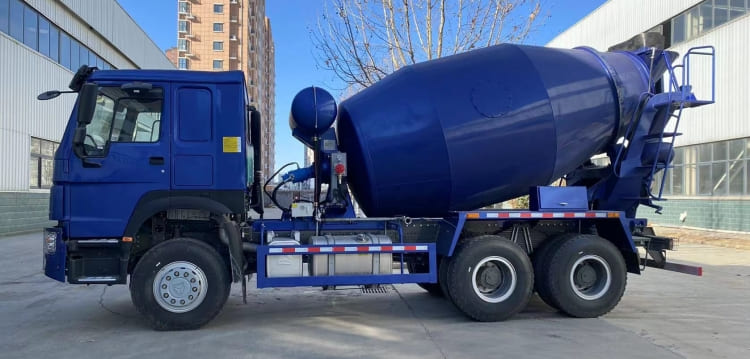 Sinotruk Howo Concrete Mixer Truck 371 for Sale in Guinea