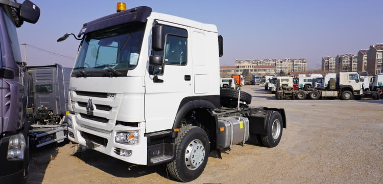Sinotruk Howo Truck Head 4x2 400 for Sale in Guinea