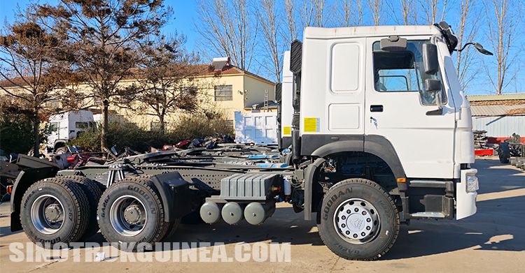Used Howo Tractor Truck for Sale in Conakry Guinea