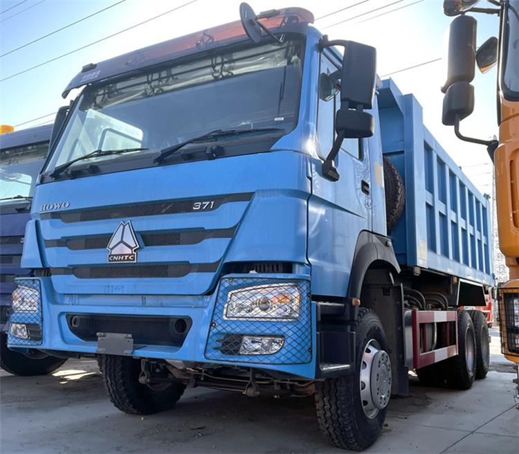 2020 New Sinotruk Howo zz3257n3847a Dump Truck for Sale in Guinea