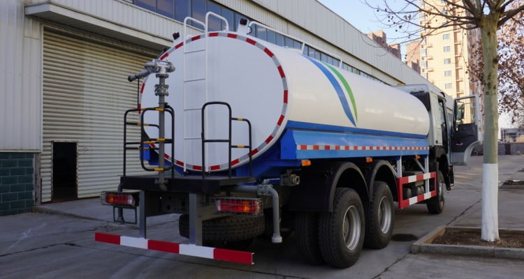 Water Tanker Price in Guinea | Sinotruk Water Tanker for Sale | Sinotruk Howo 371