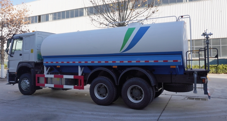 Sinotruk Water Tanker for Sale in Guinea | Water Tanker Price | Sinotruk Howo 371