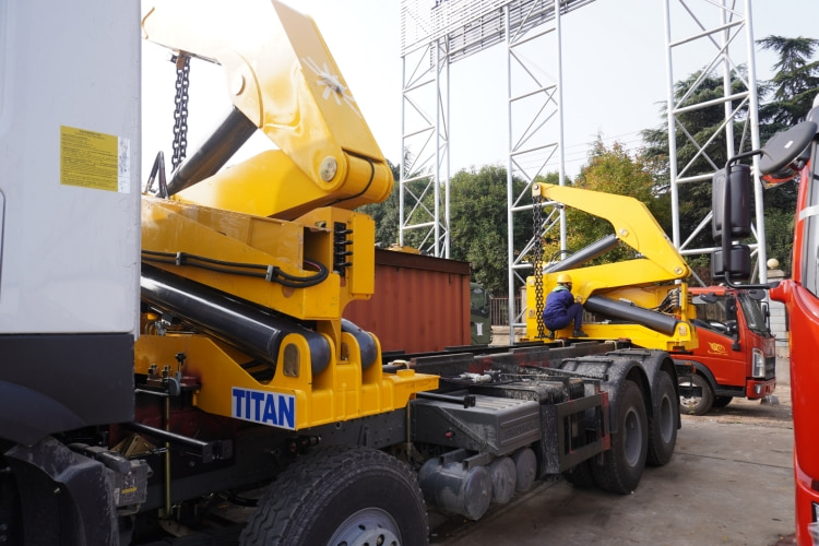 Sinotruk Howo Truck Price in Guinea | Side Loader | Howo Trucks for Sale | Side Lifter