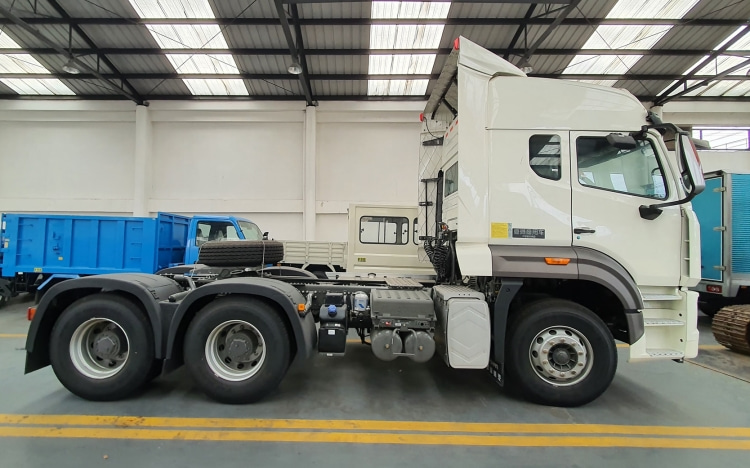 Howo Tractor Head Price in Guinea | Sinotruk Hohan Tractor Truck