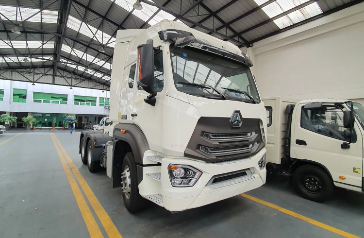 Howo Tractor Head Price in Guinea | Sinotruk Hohan Tractor Truck