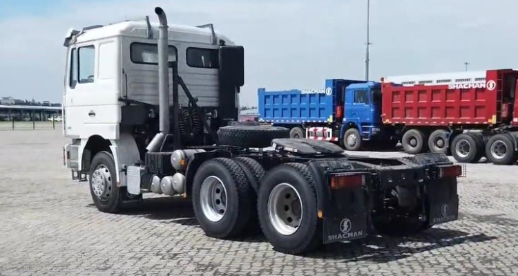 Shacman F3000 6x4 Tractor Trucks for Sale in Guinea