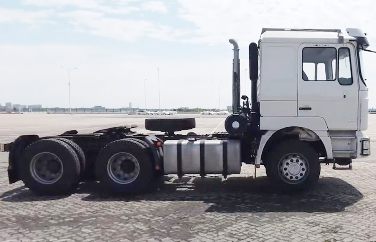 Shacman F3000 6x4 Tractor Trucks for Sale in Guinea