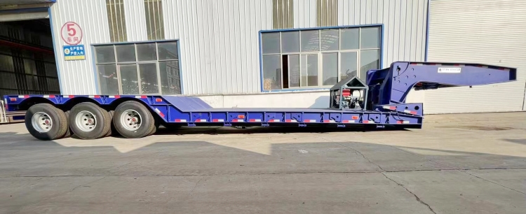 60 Ton Detachable Lowboy Gooseneck Trailer for Sale in Guinea