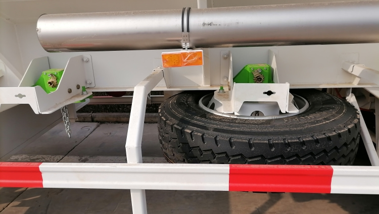 Fuel Tanker Trailer for Sale in Guinea | Fuel Trailers | Fuel Tanker Semi Trailer