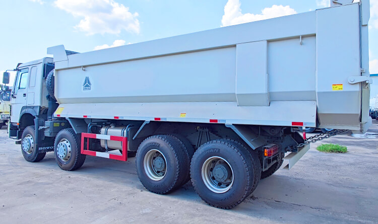 12 Wheeler Sinotruk Howo Dump Truck Price in Guinea