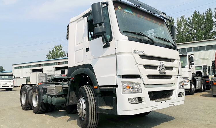 Used Howo Tractor Truck for Sale in Guinea