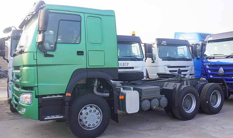 Used Sinotruk Howo Tractor Truck for Sale in Guinea