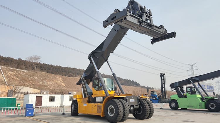 XCMG Reach Stacker Machine Price for Sale in Guinea