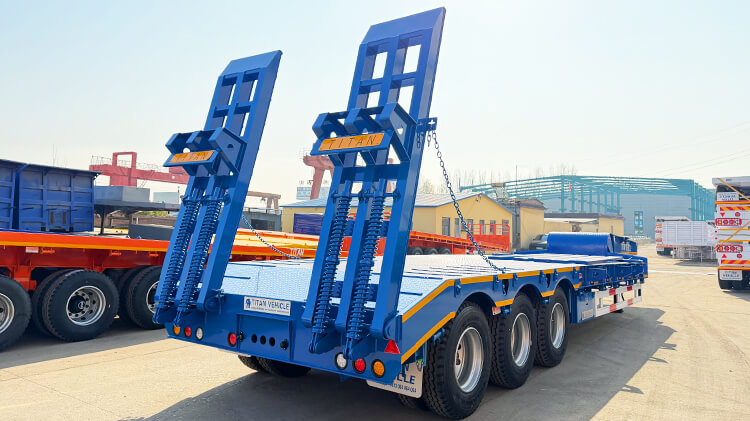 3 Axle 80 Ton Lowbed Truck for Sale Price in Guinea