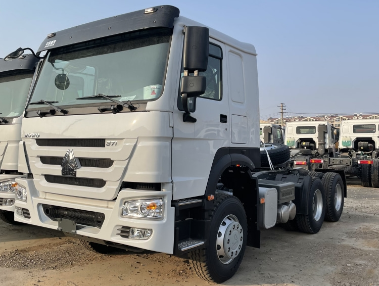  Sinotruk Howo Tractor Truck 371 6x4