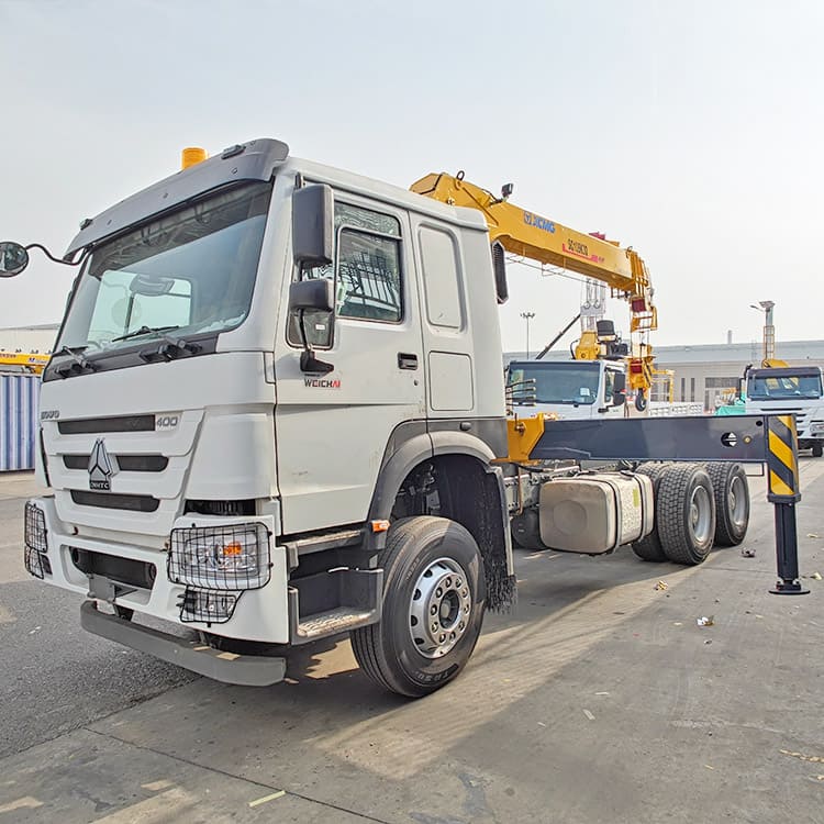 10 Ton Lorry Mounted Crane