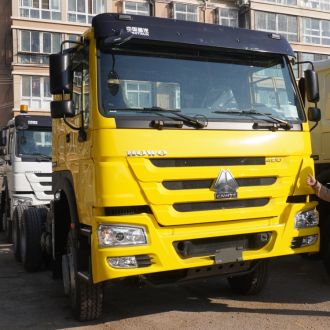 Sinotruk Howo 400 Truck Tractor